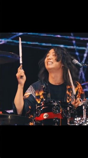 Collaborates with 3D Animation - Wonder (Clip 2)