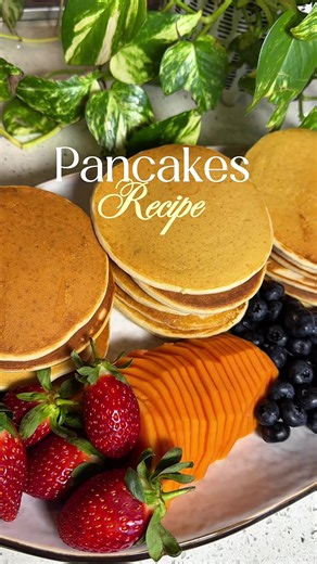 Pancake recipe 🥰😋 DRY INGREDIENTS: 2 cups flour 4 tsp baking powder 2 tbsp sugar 3 spoons protein powder (OPTIONAL ☝🏾) Pinch of salt WET INGREDIENTS: 4 tsp Oil 2 eggs 2 tsp - vanilla essence 2 cups milk Please don’t add too much oil on your pan, if you can, please use the cooking spray or non stick pan with no oil! Oil adds to the bubbles! #pancakerecipe #breakfastrecipe #breakfastidea #pancakes #flapjacks