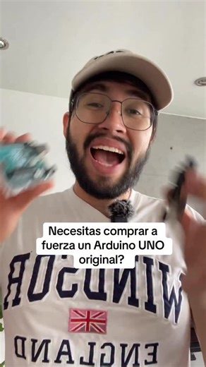 El original o el genérico sirven para lo mismo, la diferencia es la calidad y el color. El original siempre será de color verde #arduino #original #generico #electronica #programacion #ingenieria | David Portilla - Programación y Electrónica
