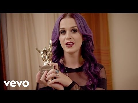 Katy Perry - #VevoCertified Pt. 1: Award Presentation
