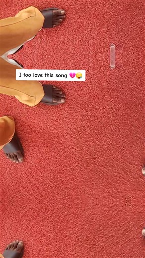 Uk money 💸💸😎😎 (@jenny.mccarthy09)’s videos with original sound - ☠️OJO🦀VIBEZ☠️ CAPTAIN 👨‍✈️