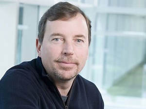 Did Yahoo's CEO Scott Thompson lie about computer science education?