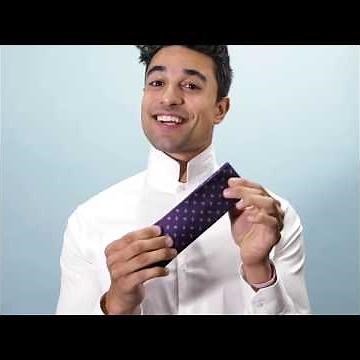 HOW TO TUTORIAL: How to Tie a Tie - Single Windsor