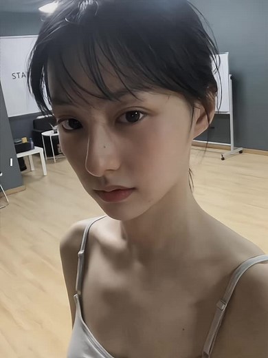 Kim Ji-won's Emotional Performance in Queen of Tears | Celebrity Clips & Variety Show