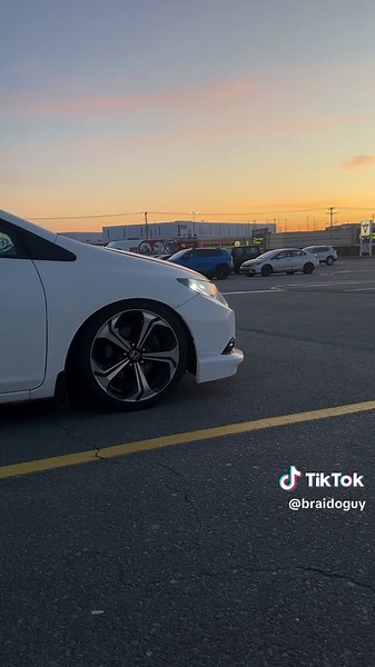 Exploring the 9th Gen Honda Civic Si Experience