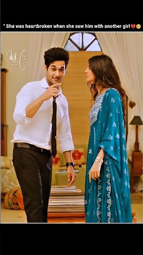 ||She Was Heartbroken When She Saw Him With Another Girl"💔🥺#bollywood#shortvideo#love#shorts#broken