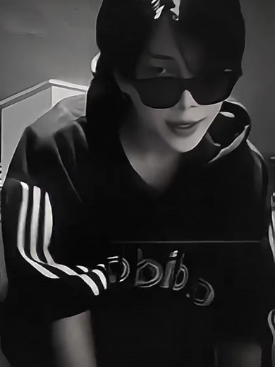 ถ้าคุณเป็นเมนใครโปรดระวังจั๋งธีร์ไว้ ( #jungtbusofficial ) คริปที่2 (babiiaomnaka) คริปที่ที่3 ( lillybeak )