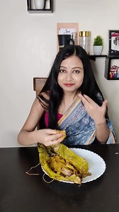 3.3M views · 72K reactions | 6 rokom er ilish mach khelam  এতো সস্তা দাম 朗 - Ilish er matha diye chaechra - Aam tel diye ilish er paturi - Ilish er tel jhol - Ilish er quorma - Barishaal er Ilish - Ilish bhaja You can also order from The Home Matters Contact number: 8828425034 | Foodyy Bangali | Facebook