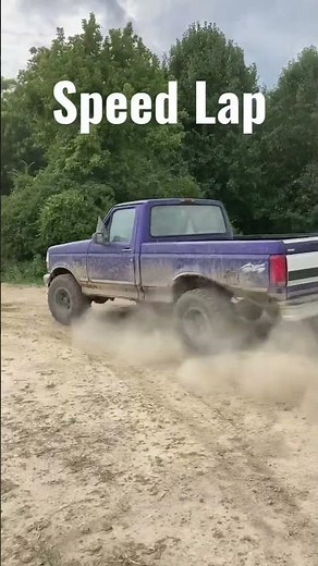 ‘95 Ford F-150 races around dirt track #speed #racing #ford #f150 #trucks #offroad #race #4wd