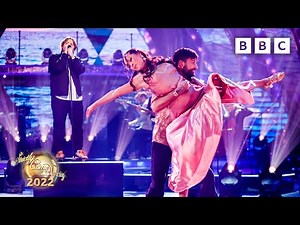 Lewis Capaldi performs Pointless in the Ballroom ✨ BBC Strictly 2022