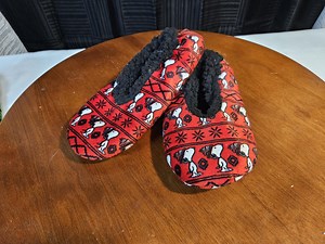Set of 2 Pairs of Peanuts Winter Theme Slippers Snoopy and Woodstock - Etsy
