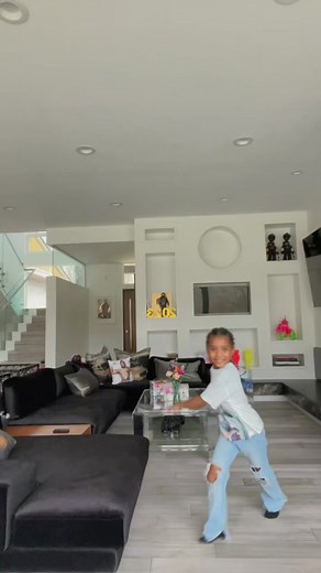 She said this another way to do it, I cam barely get the claps