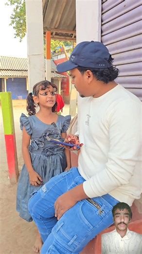 Introducing the "VitaWear SmartBand," a next-generation wearable gadget🎉