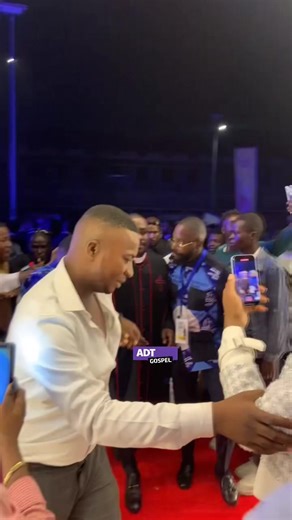 Enfin pasteur mike kalambay consacrer pasteur de l’église sa présence church #pourtoi #viral