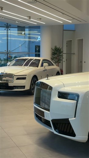 Black Badge new Rolls Royce Cullinan Series || #rollsroyce #automobile #luxury #luxurycarshub