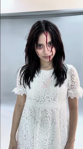 Getting ready to strike that best horror pose | KMJS' Gabi ng Lagim The Movie