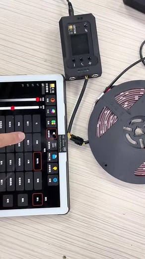 SUNSHINE（汇莞）LINGHTING &LIGHT BANK联合开发新品像素灯带SL60M，新品上市，需要的客户可以联系当地代理商。#灯光师 #影视器材租赁 #影视灯光 #影视器材设备