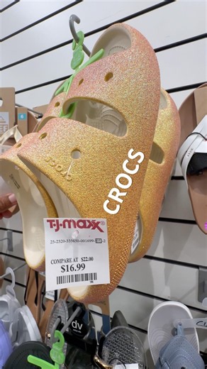 GLITTER CROCS WOMEN CLOGS SLIDES GLITTER WEDGE CROCS #summerfashion #crocs #crocsoriginal