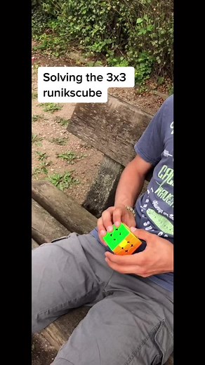 Speedcubing🥰. #cube #zauberwürfel #speedcubing #fy #fypシ #vacation #holiday #hamburg