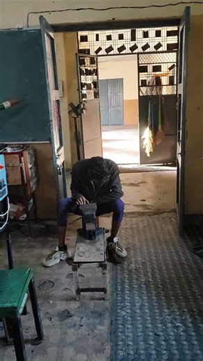 Beginner Welder Students Metal Cutting Practice ITI #itiwelder #cuttingskills #iti #shorts