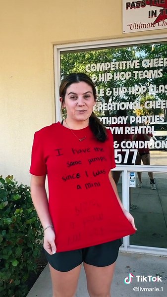 Cheerleading Theme Practice - Red Flags, Cheerleader Problems, and Funny Confessions!