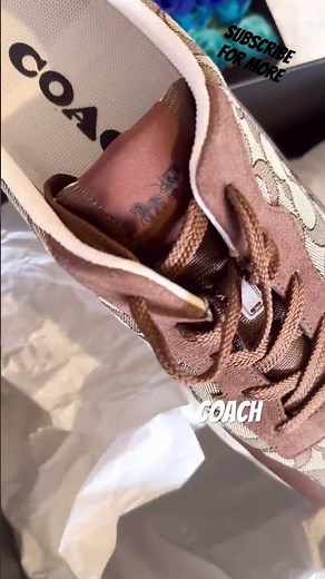 COACH OUTLET CITY SOLE SIGNATURE RUNNER SNEAKER MENS SHOE QUICK REVIEW IN SHORT #coach #coachnewyork