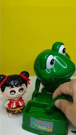 super cool frog 🐸 fun toy