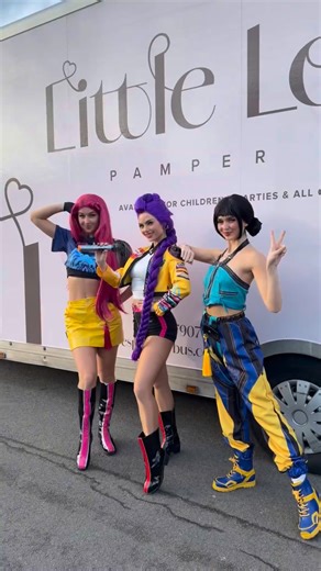 Little Love’s Pamper Bus on Instagram: "When K-Pop meets pamper 💅 THIS WAS SOOOO FUN!!! An absolute dream party for any little girl 💖💖 K-Pop characters by the amazing @mymagicalpartiesuk 👏 #littlelovespamperbus #essexmums #luxurykidsparties #essexkidsparties #kpop"