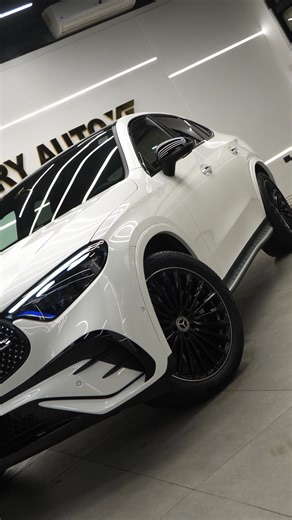 2026 Mercedes-Benz GLC 300 Key Specs: Advanced MBUX system with upgraded digital screens ARTICO Leather interior with AMG styling Heated & ventilated front seats Panoramic sunroof 360° surround-view camera Augmented Reality Navigation Payment Plan: ▪️ 50% down payment ▪️ The remaining 50% in installments from 1 up to 5 years ▪️ Interest rate starting from 9.9% El Ghamry Auto 📞 01200042000 📍 Cairo: New Cairo Chillout، أمام Cairo Festival – بجوار بنك مصر 📍 Ismailia: Building 4 بجوار Carrefour –