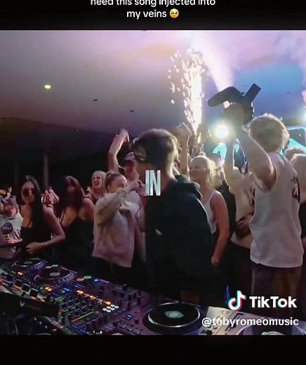 Feel the Beat with This Deep House Remix