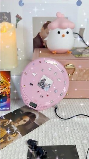 Do you like these CD players? So cute! #CDPlayer #Pink #Cute #GirlsFavorite #HomeMusic #girl