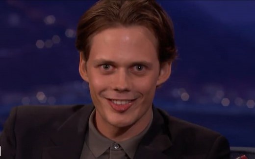 【中英字幕】比尔斯卡斯加德的小丑式邪恶笑容【小丑回魂】