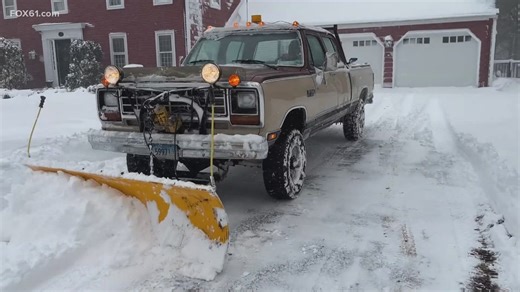 West Hartford crews battle against snowstorm of the season