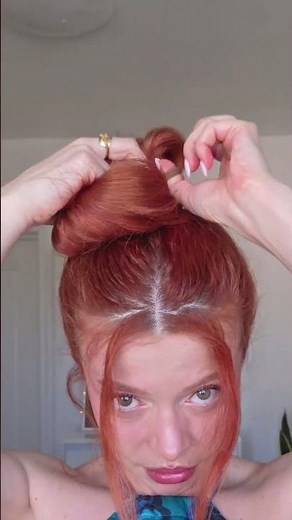 The EASIEST Messy Bun Hack You'll Ever Try! 🤯#hairstyle #messybun #hairtutorial #easyhairstyles
