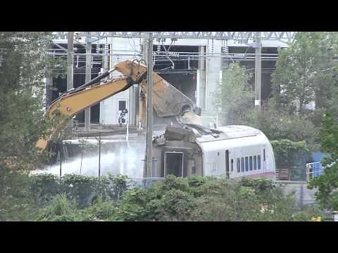 秋田新幹線Ｅ３系 Ｒ１編成１１号車 ついに解体！！