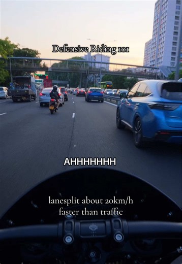 Lane Splitting Safety Tips for Motorcyclists in Singapore