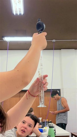 Primer día en el laboratorio de química