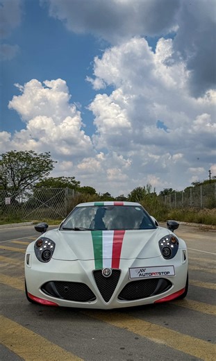 Alfa 4C with Italian Stripe: Routine Service at Autopitstop