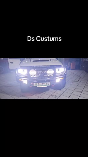 Land Cruiser Lights/grill #landcruiser #landcruiser_v8 #toyota #toyotalandcruiser #v8 #v8diesel #customlights #dssound #dssoundcustoms @Nerina