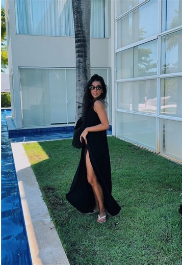 Look de Praia: Biquíni e Saída Longa para Férias