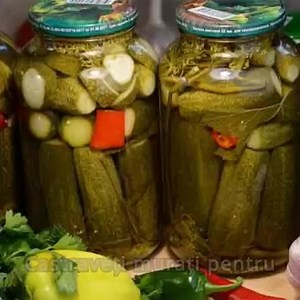 Castraveți murați pentru iarnă. Rămân crocanți și au un gust foarte bun #castraveti #murati #iarna #retete #gospodina @cei mai activi faniLeacuri din străbuniRomânia FM - Sănătate | Leacuri din străbuni