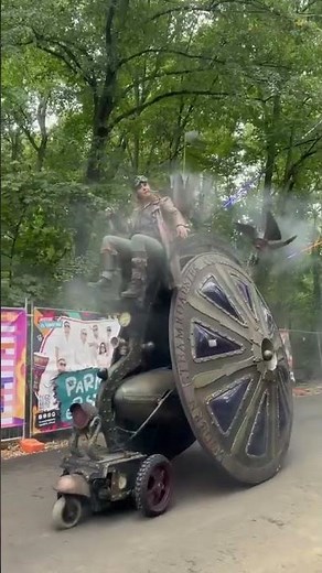 These Steampunk Machines Actually Move #steampunk #vehicles
