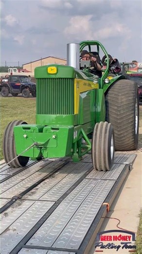 Weighing in the “Bulletproof Buck” John Deere 830!! #tractorpulling