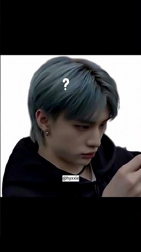 🥟: Should i give it ice cream? 🧐🍓 #hyunlix #hyunjin #felix
