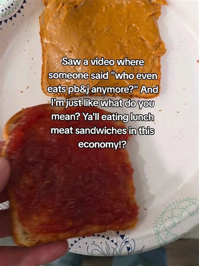 Why PB&J Sandwiches Are Still a Favorite