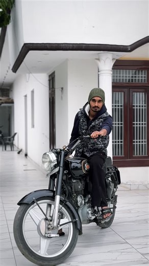 𝐔𝐏-𝐓𝐎-𝐃𝐀𝐓𝐄 🐎 on Instagram: "𝐓𝐚𝐥𝐤 𝐥𝐞𝐬𝐬, 𝐑𝐞𝐯 𝐦𝐨𝐫𝐞 ♠️ . . . . #gediroute🚩 #instagram #fyp #viral"