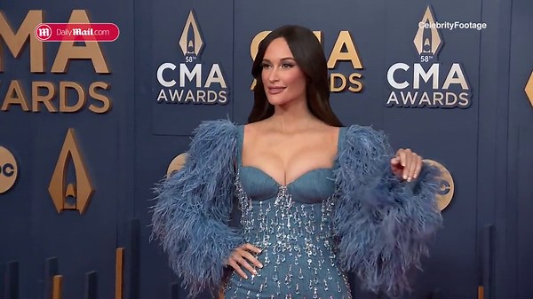 Kacey Musgraves wows in glamorous blue dress at 2024 CMA Awards