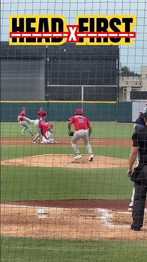 Head First⚾️Some coaches teach players 2 slide feet first because of plays like this-#Baseball #Life