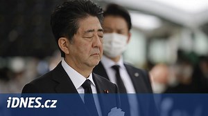 Shoda 93 procent. Japonský premiér říká při výročí Hirošimy pořád totéž - iDNES.cz