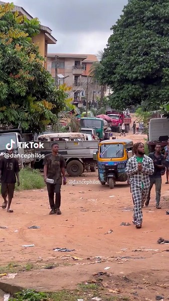 Hilarious Public Running Prank 🏃‍♂️😂